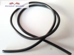 Simson Schwalbe gumiszegély fényszóró burkolathoz fekete (1m) Simson Schwalbe gumiszegély fényszóró burkolathoz fekete (1m)
